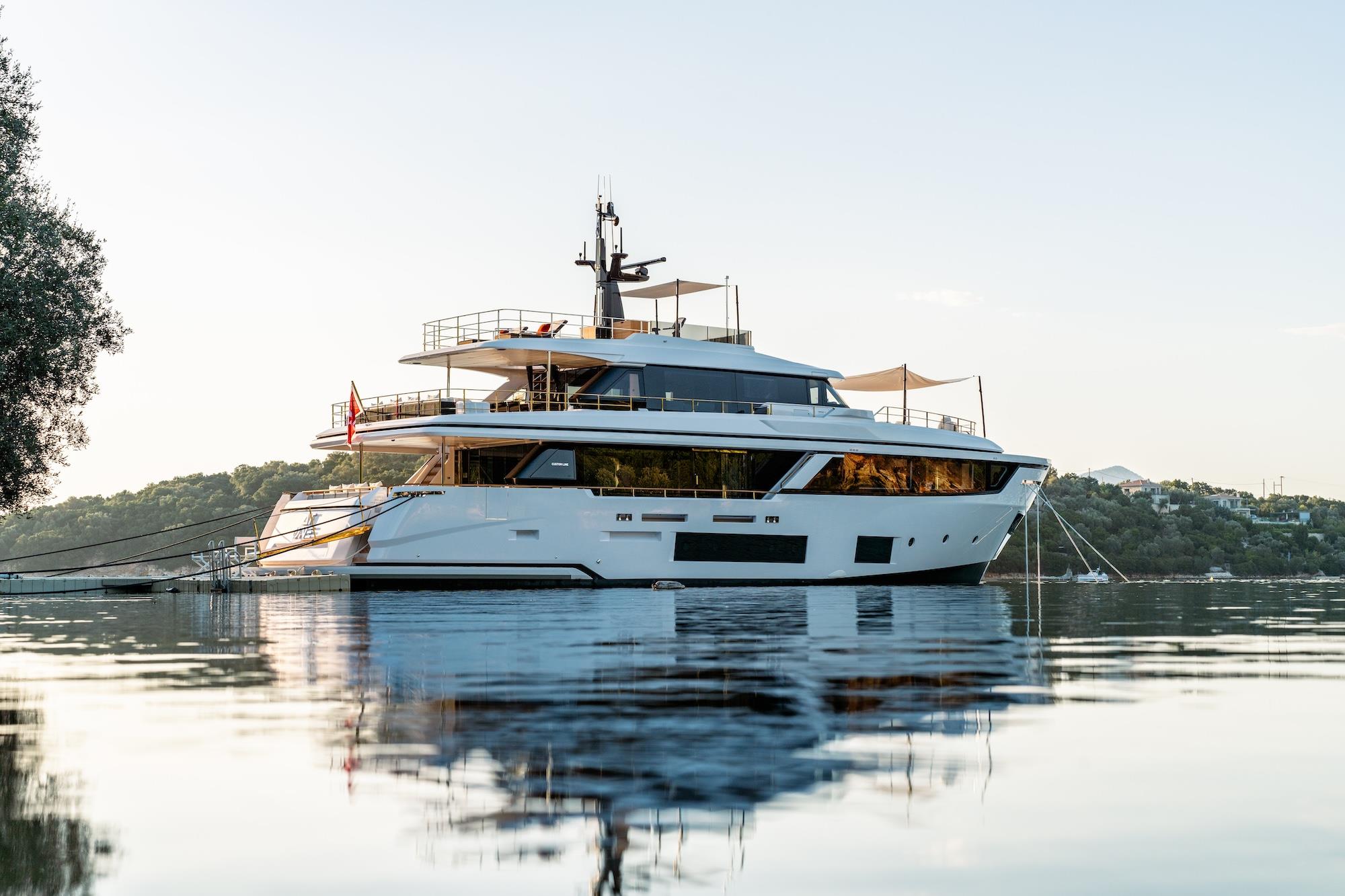 2024 CUSTOM LINE NAVETTA 30 